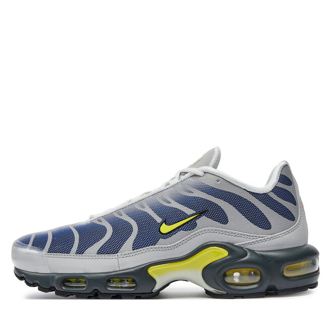NIKE AIR MAX PLUS