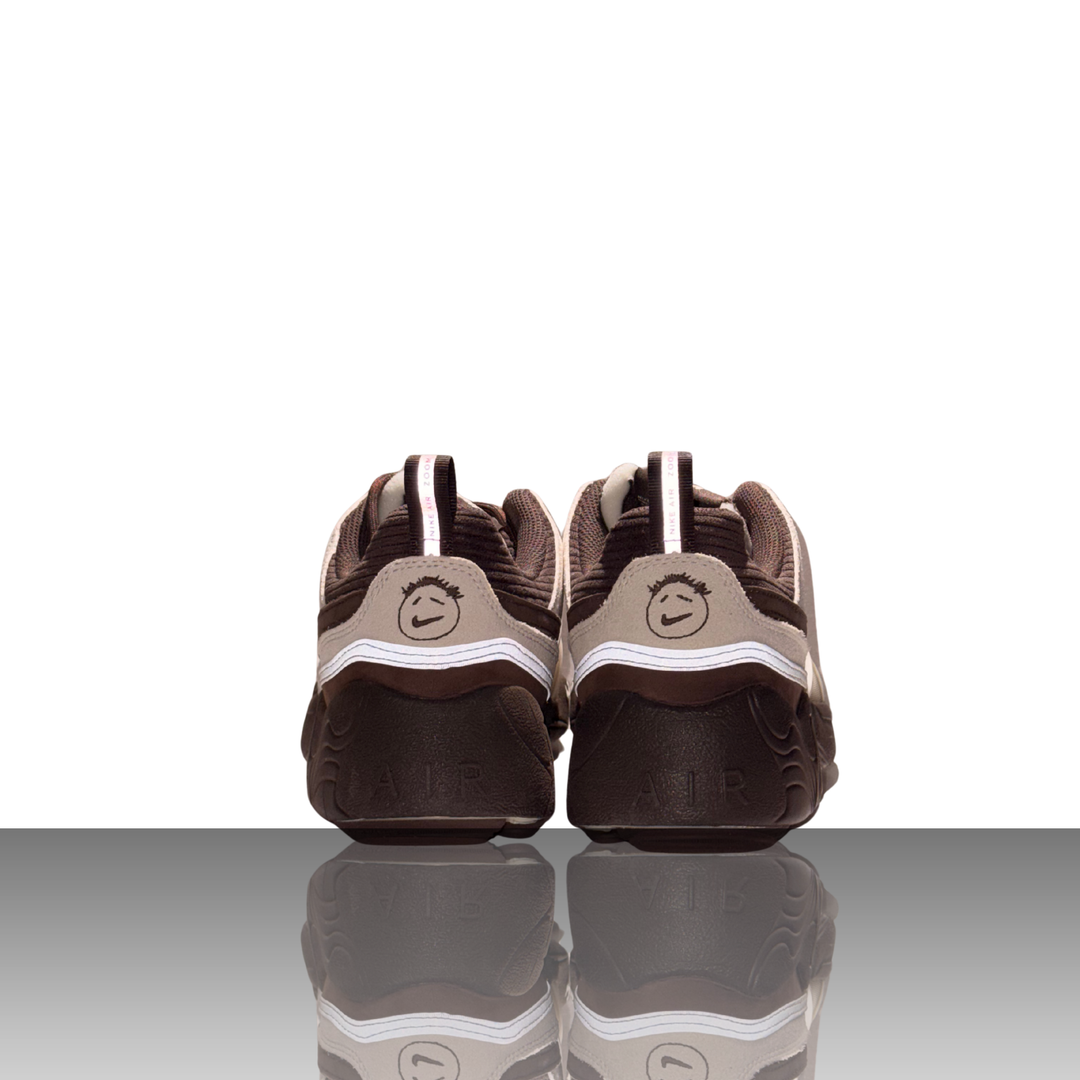 TRAVIS SCOTT X ZOOM FIELD JAXX 'LECHE BLUE'